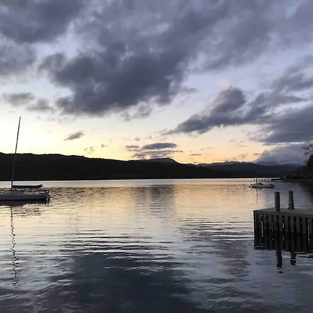 Priory Manor Luxury On ווינדרמר